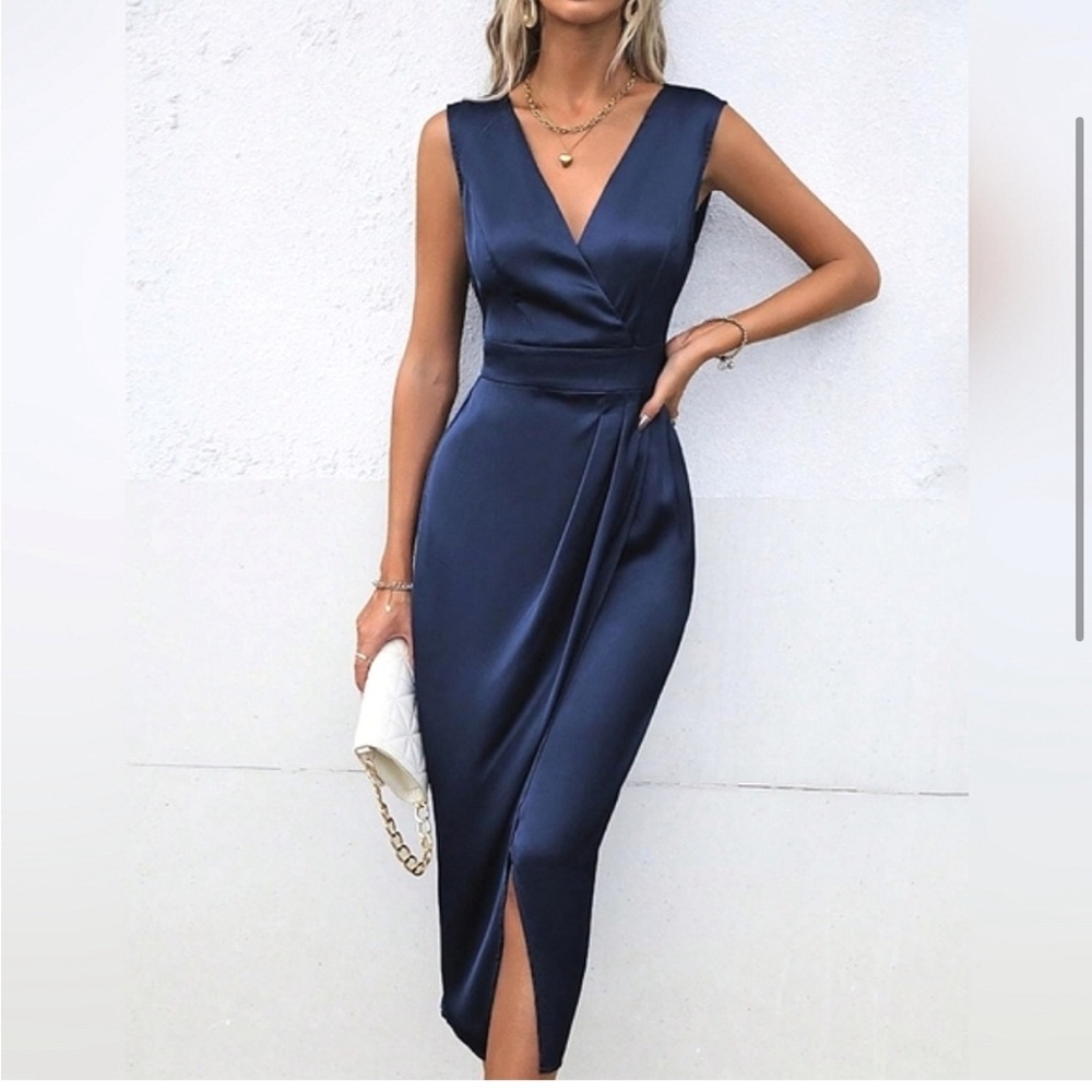 New Chic Wrap Top Banded Waist Tulip Midi Dress Navy Blue